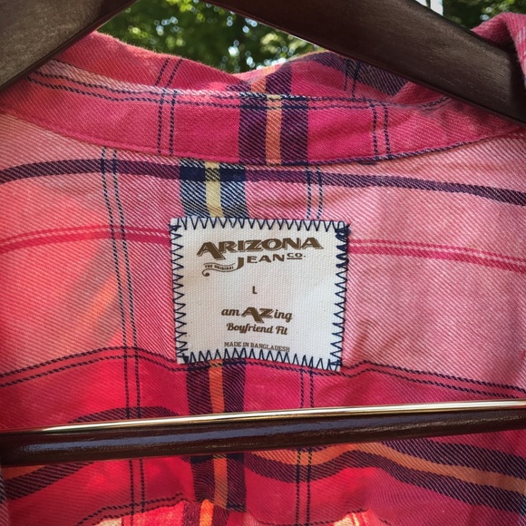 Cropped button up - Picture 3 of 4